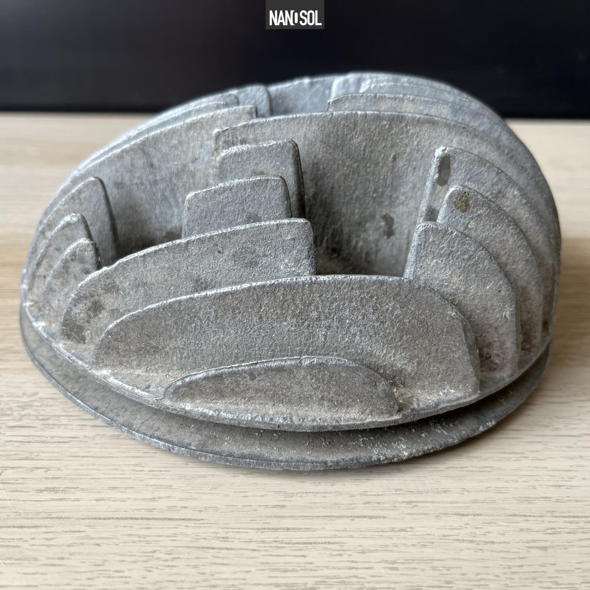 80100001-Alu-Cleaner-cisteni-hlavy-Jawa-250-37-nanosol Hlava motoru před čištěním Alu Cleanerem