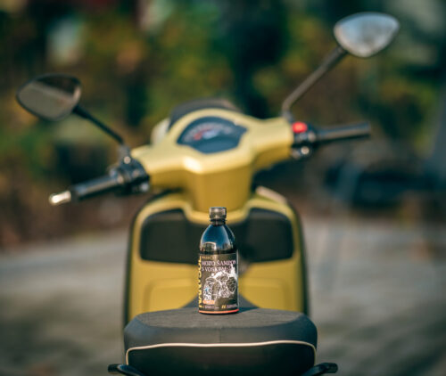 Motošampon s voskem WASH 3+ od Nanosol.